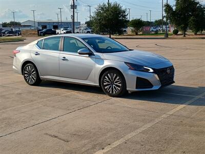 2023 Nissan Altima 2.5 SV   - Photo 9 - Houston, TX 77082