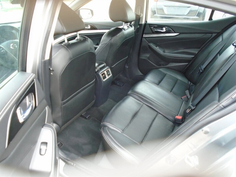 2022 Nissan Maxima 3.5 SV - Photo 16 - Houston, TX 77082