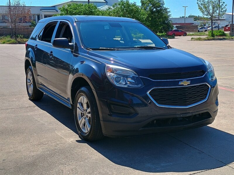 2017 Chevrolet Equinox LS  