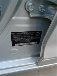 2017 Hyundai ELANTRA SE   - Photo 20 - Houston, TX 77082