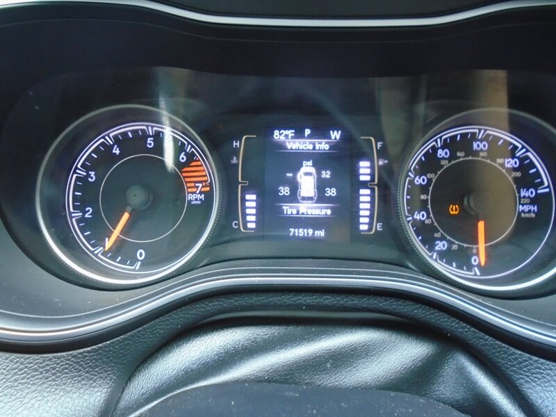 2019 Jeep Cherokee Latitude - Photo 10 - Houston, TX 77082