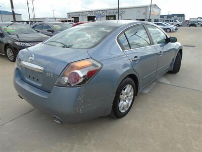 2011 Nissan Altima 2.5 - Photo 5 - Houston, TX 77082