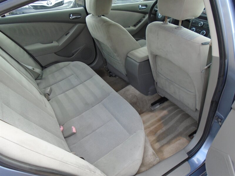 2011 Nissan Altima 2.5 - Photo 12 - Houston, TX 77082