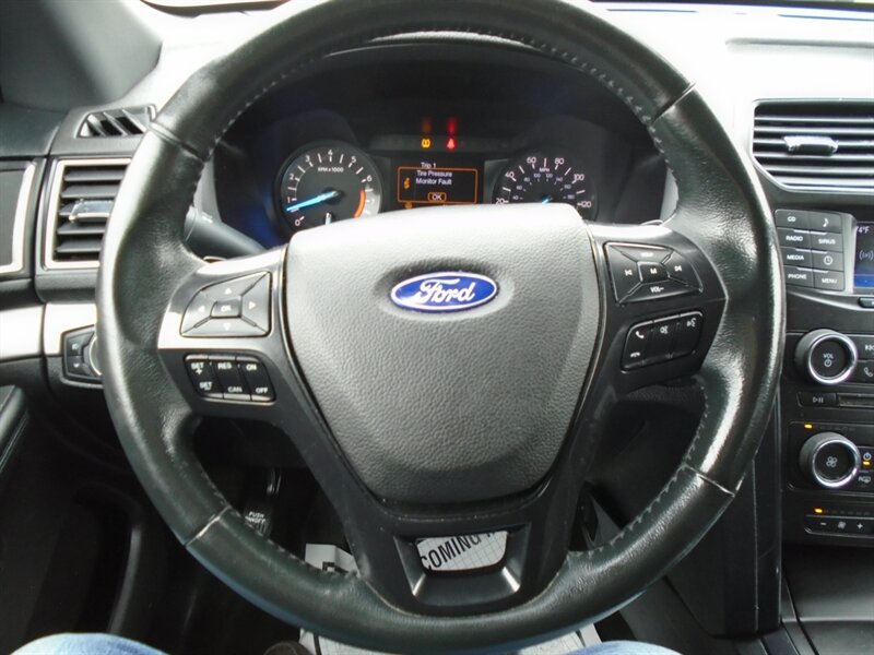 2017 Ford Explorer XLT - Photo 14 - Houston, TX 77082