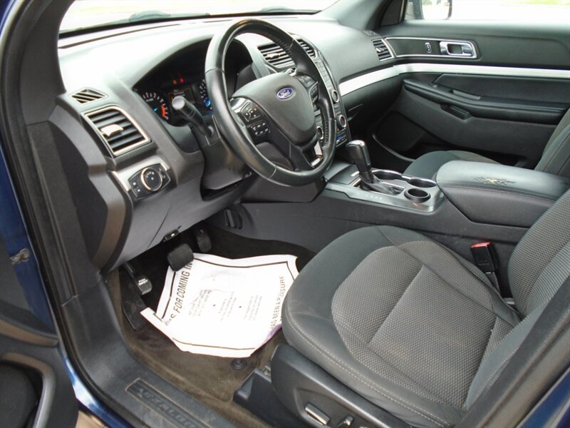 2017 Ford Explorer XLT - Photo 10 - Houston, TX 77082