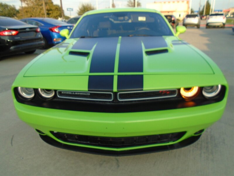 2015 Dodge Challenger R/T - Photo 2 - Houston, TX 77082
