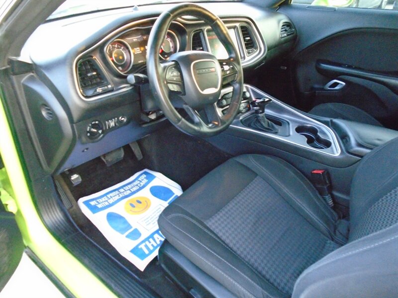 2015 Dodge Challenger R/T - Photo 11 - Houston, TX 77082