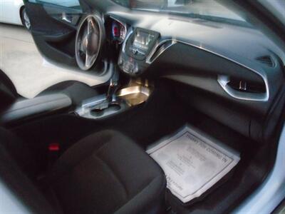 2016 Chevrolet Malibu LT   - Photo 11 - Houston, TX 77082