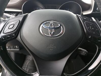 2019 Toyota C-HR LE   - Photo 4 - Houston, TX 77082