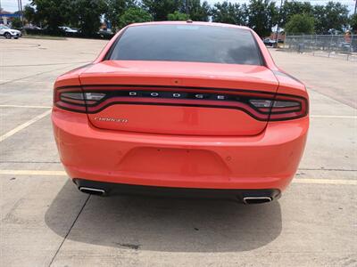 2020 Dodge Charger SXT   - Photo 6 - Houston, TX 77082