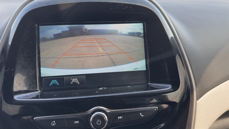 2016 Chevrolet Spark 1LT CVT - Photo 17 - Houston, TX 77082