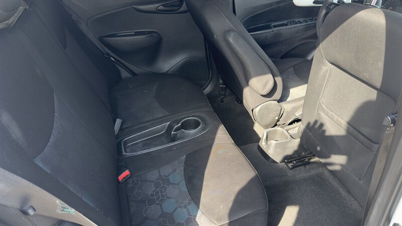 2016 Chevrolet Spark 1LT CVT - Photo 20 - Houston, TX 77082