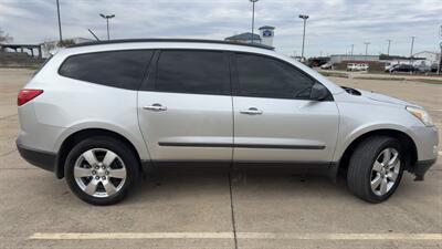 2011 Chevrolet Traverse LS - Photo 4 - Houston, TX 77082