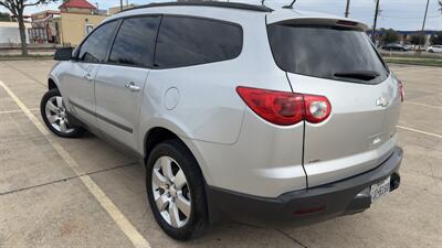 2011 Chevrolet Traverse LS - Photo 7 - Houston, TX 77082