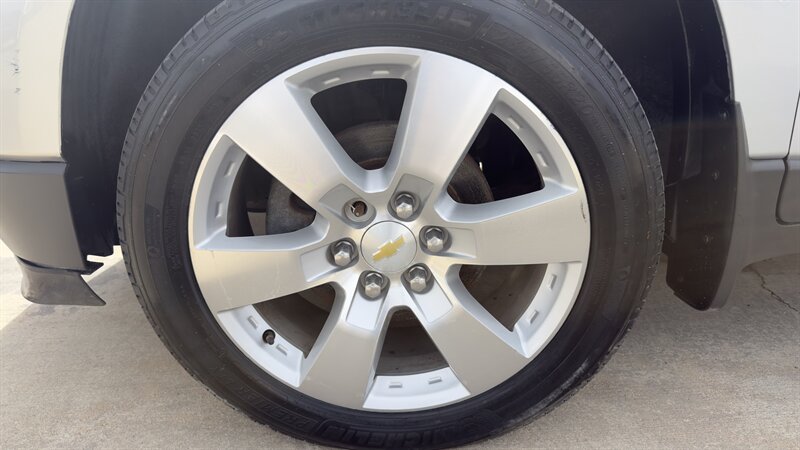 2011 Chevrolet Traverse LS - Photo 22 - Houston, TX 77082