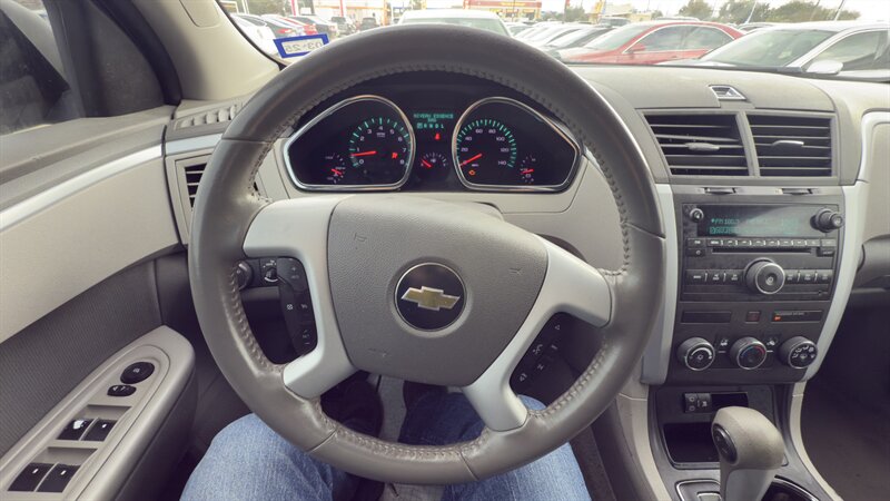 2011 Chevrolet Traverse LS - Photo 19 - Houston, TX 77082