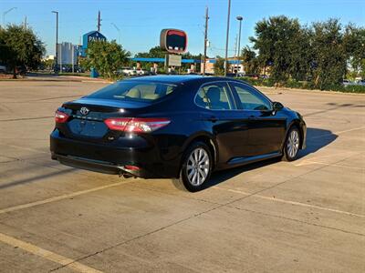 2018 Toyota Camry L   - Photo 6 - Houston, TX 77082