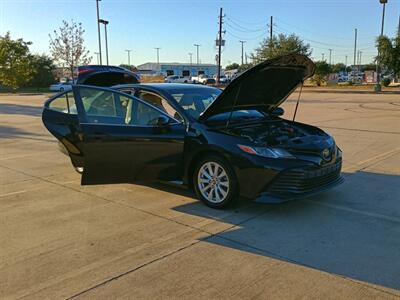 2018 Toyota Camry L   - Photo 10 - Houston, TX 77082