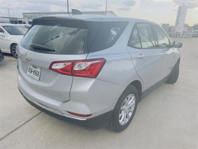 2018 Chevrolet Equinox LS   - Photo 5 - Houston, TX 77082