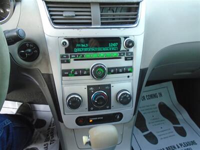 2010 Chevrolet Malibu LS   - Photo 17 - Houston, TX 77082