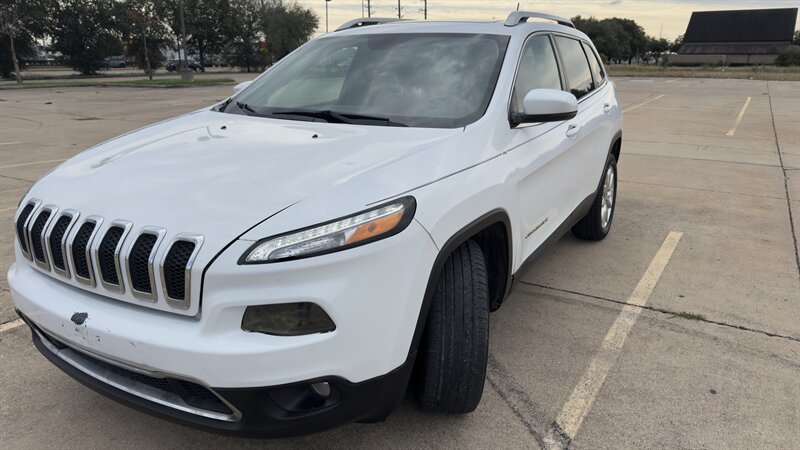 2015 Jeep Cherokee Limited   - Photo 1 - Houston, TX 77082