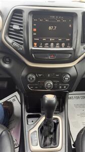 2015 Jeep Cherokee Limited - Photo 27 - Houston, TX 77082