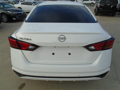 2024 Nissan Altima 2.5 S   - Photo 6 - Houston, TX 77082