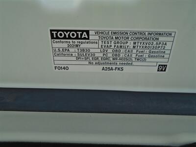 2021 Toyota Camry LE   - Photo 21 - Houston, TX 77082