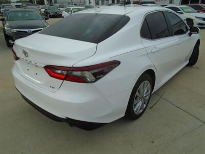 2021 Toyota Camry LE   - Photo 5 - Houston, TX 77082