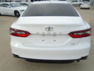 2021 Toyota Camry LE   - Photo 6 - Houston, TX 77082