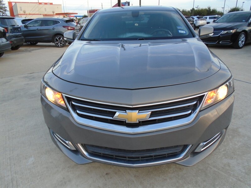2017 Chevrolet Impala LT - Photo 2 - Houston, TX 77082