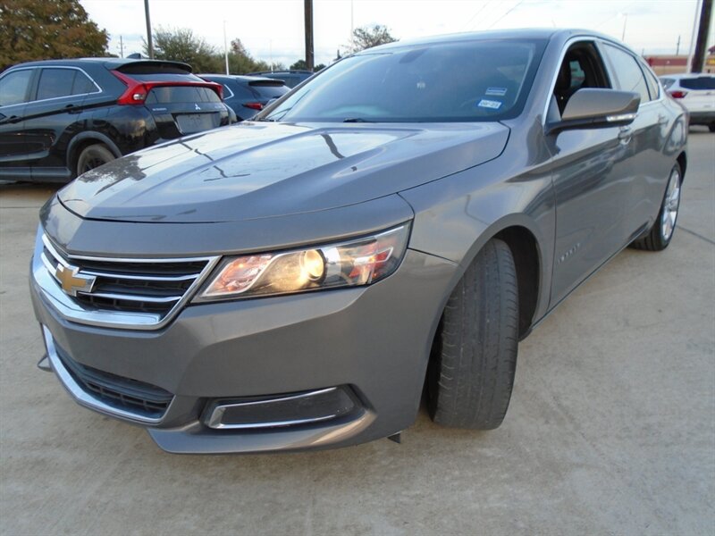 2017 Chevrolet Impala LT   - Photo 1 - Houston, TX 77082