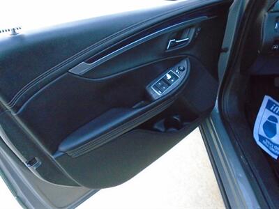 2017 Chevrolet Impala LT - Photo 10 - Houston, TX 77082