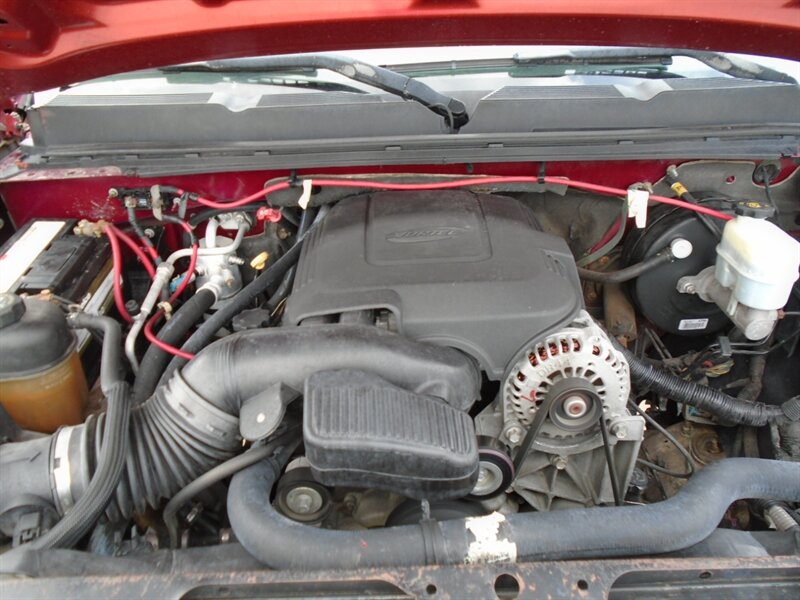 2007 Chevrolet Silverado 1500 Work Truck - Photo 17 - Houston, TX 77082