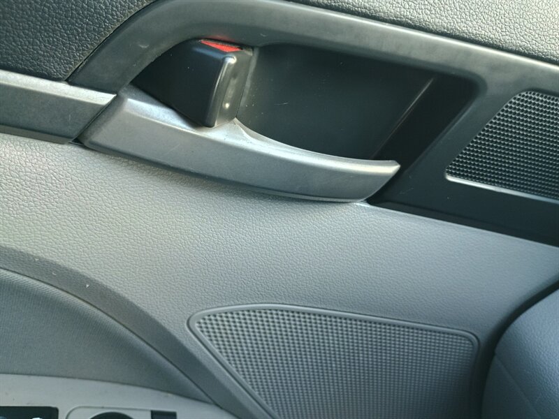 2017 Hyundai ELANTRA SE - Photo 13 - Houston, TX 77082