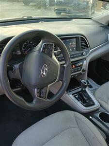 2017 Hyundai ELANTRA SE - Photo 21 - Houston, TX 77082
