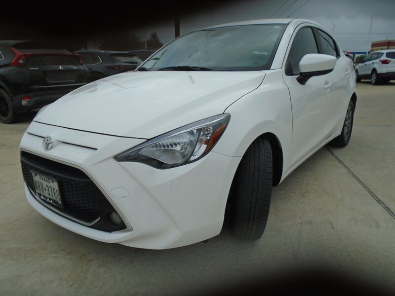 2020 Toyota Yaris L   - Photo 1 - Houston, TX 77082