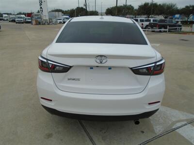 2020 Toyota Yaris L - Photo 6 - Houston, TX 77082