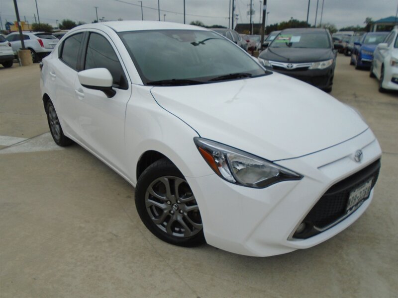2020 Toyota Yaris L - Photo 3 - Houston, TX 77082