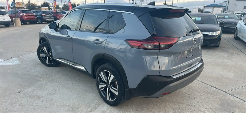 2021 Nissan Rogue SL - Photo 7 - Houston, TX 77082