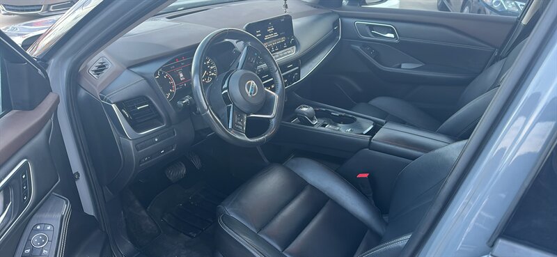 2021 Nissan Rogue SL - Photo 9 - Houston, TX 77082