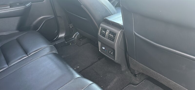 2021 Nissan Rogue SL - Photo 12 - Houston, TX 77082