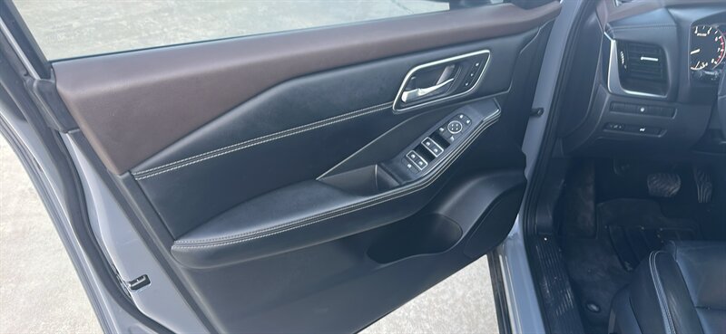 2021 Nissan Rogue SL - Photo 8 - Houston, TX 77082