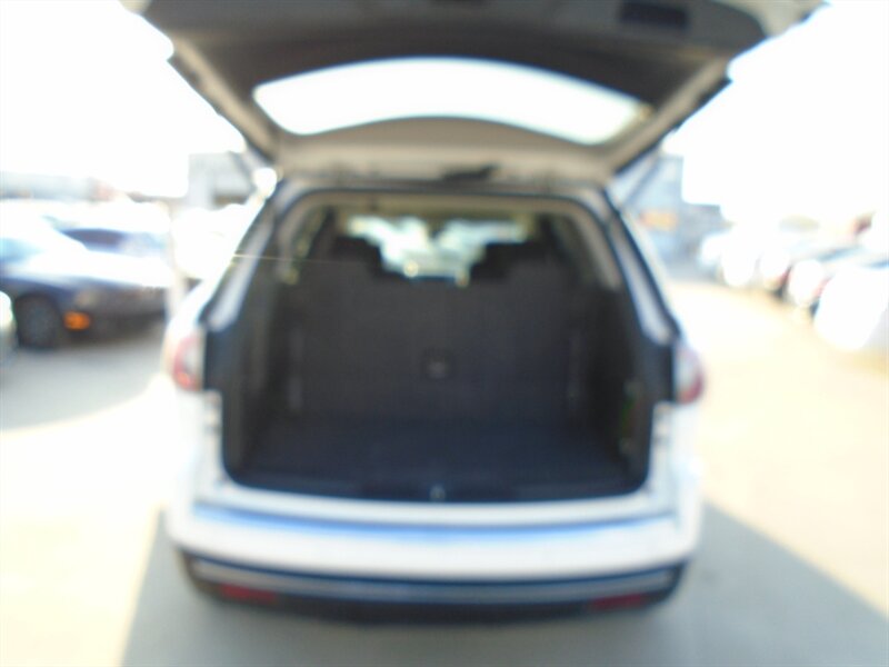 2015 GMC Acadia SLE-2 - Photo 15 - Houston, TX 77082