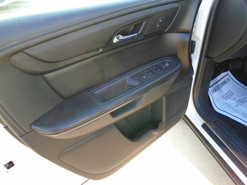 2015 GMC Acadia SLE-2 - Photo 9 - Houston, TX 77082