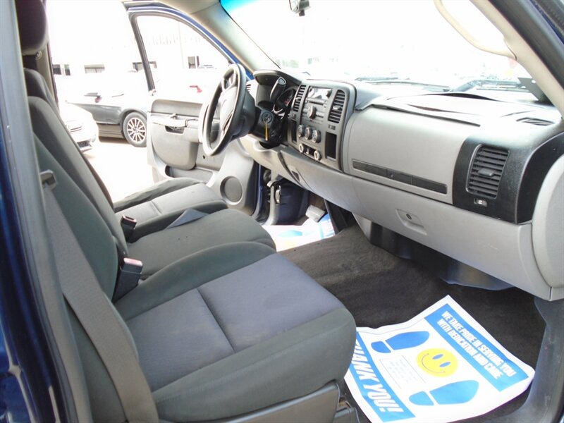 2012 GMC Sierra 1500 SL - Photo 13 - Houston, TX 77082