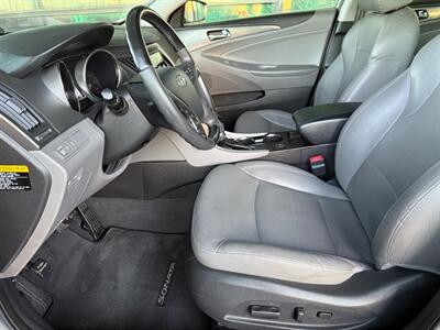 2012 Hyundai SONATA Hybrid   - Photo 20 - Orange, CA 92868