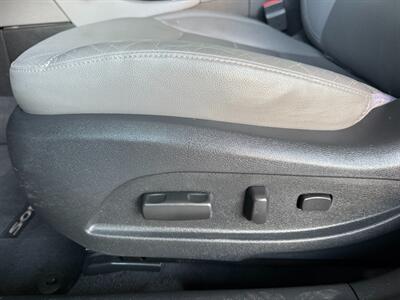 2012 Hyundai SONATA Hybrid   - Photo 22 - Orange, CA 92868