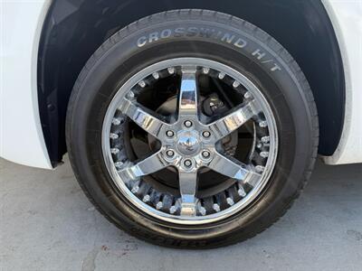2002 Chevrolet Avalanche 1500   - Photo 33 - Orange, CA 92868