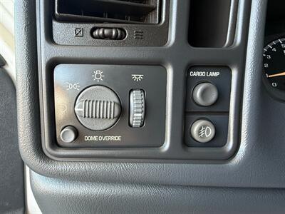 2002 Chevrolet Avalanche 1500   - Photo 29 - Orange, CA 92868